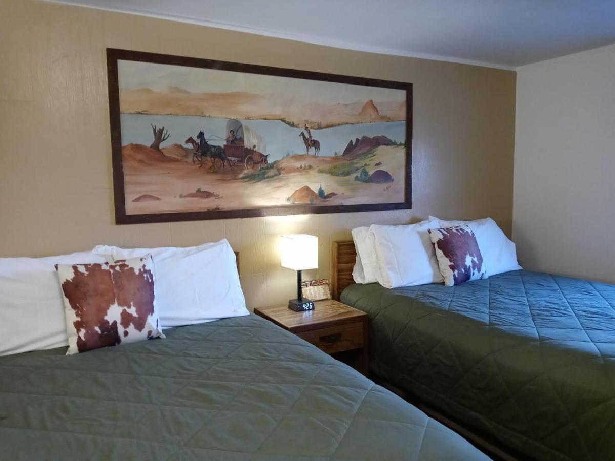 Bell'S Motor Lodge Motel - スピアフィッシュ エクステリア 写真