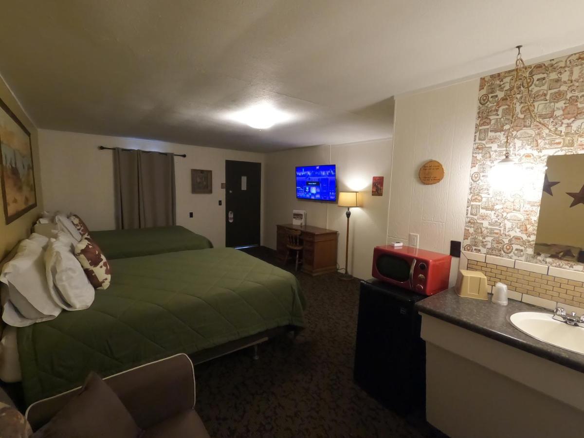 Bell'S Motor Lodge Motel - スピアフィッシュ エクステリア 写真