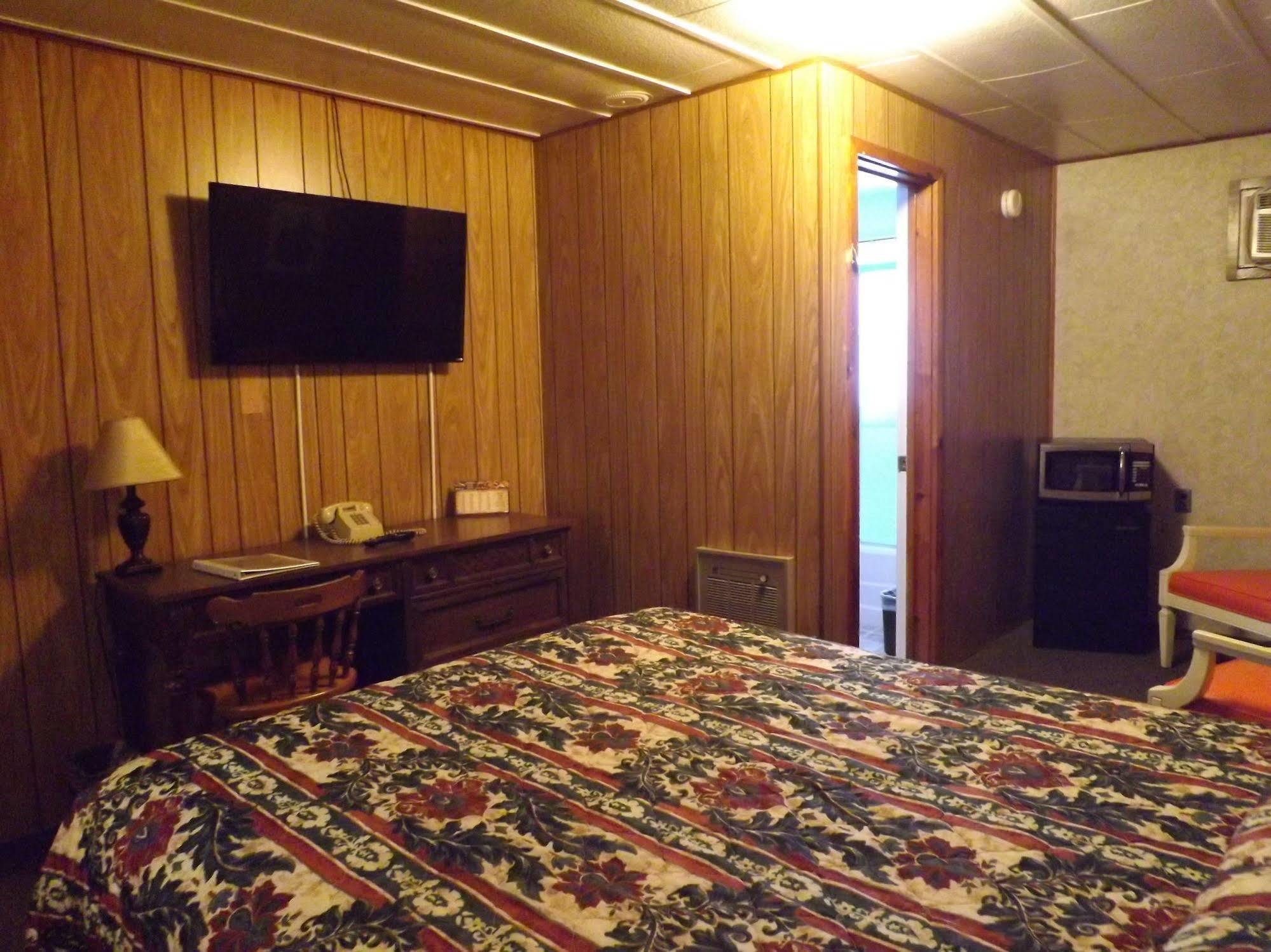 Bell'S Motor Lodge Motel - スピアフィッシュ エクステリア 写真