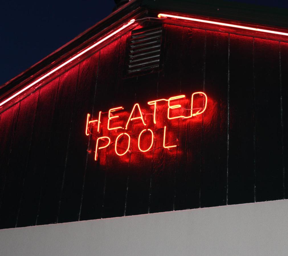 Bell'S Motor Lodge Motel - スピアフィッシュ エクステリア 写真